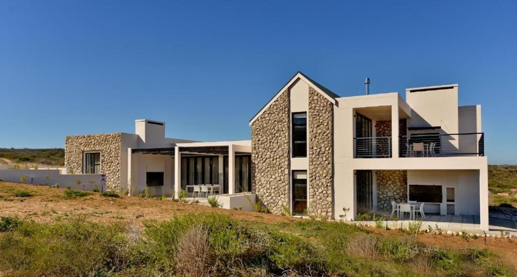 The Shark Bay Apartment *